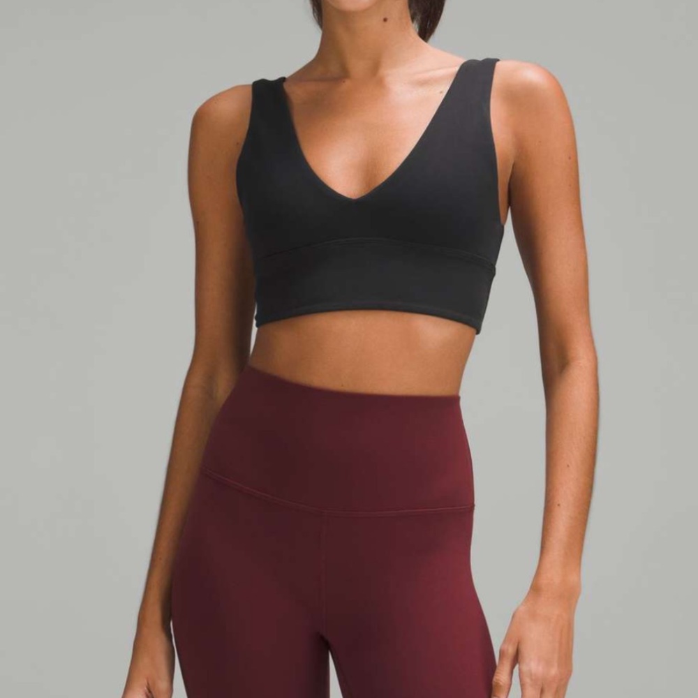 Align V-Neck Bra *Light Support